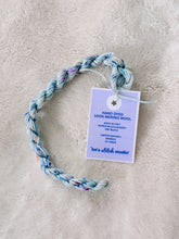 Load image into Gallery viewer, SUMMER TIEDYE - Hand-Dyed Merino Wool Thread | Made in Italy: SUMMER TIE-DYE / 10 yard skeins
