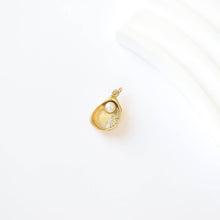 Load image into Gallery viewer, 18K Gold PVD Stainless Steel Shell Charm with Pearl: Stainless
