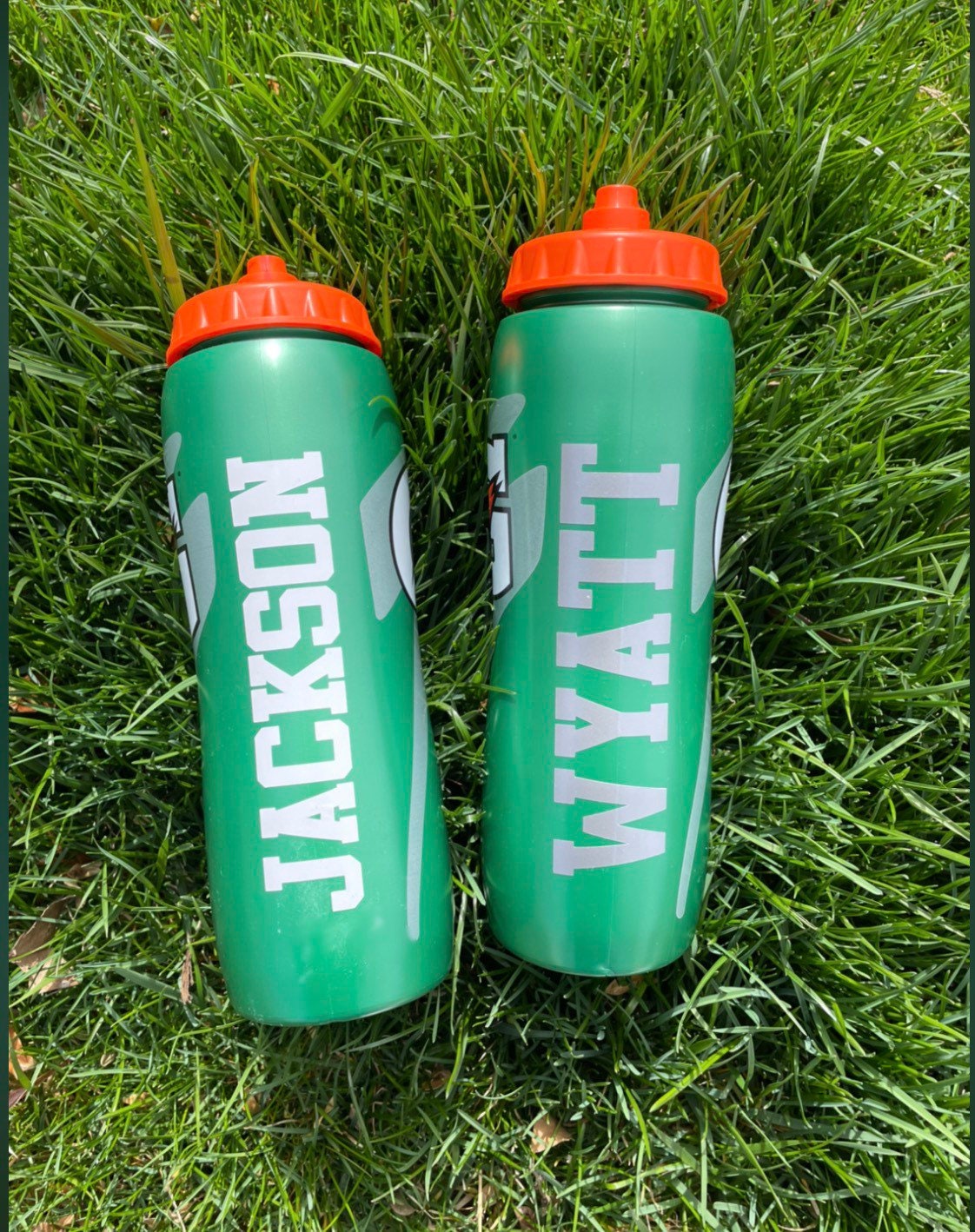 Personalized 32 Oz Gatorade Squeeze Water Bottle With Vinyl Name